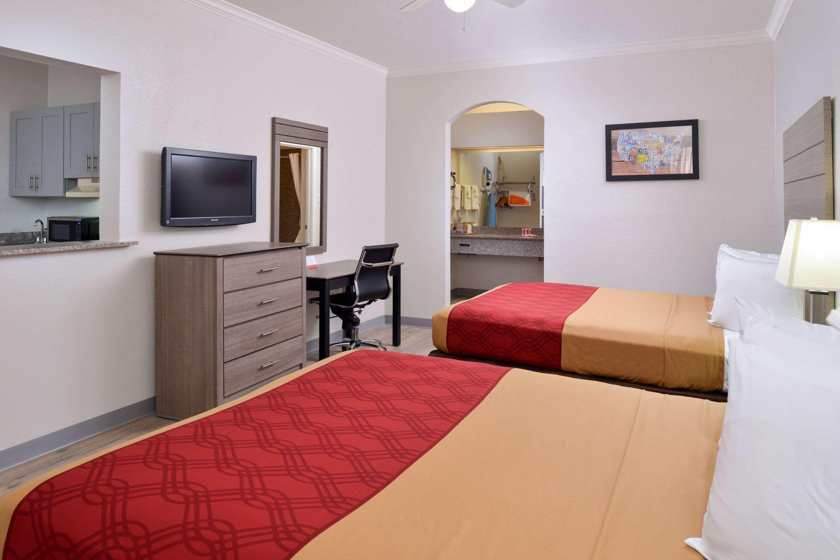 Econo Lodge Inn & Suites Port Arthur Near Sabine Pass Zewnętrze zdjęcie