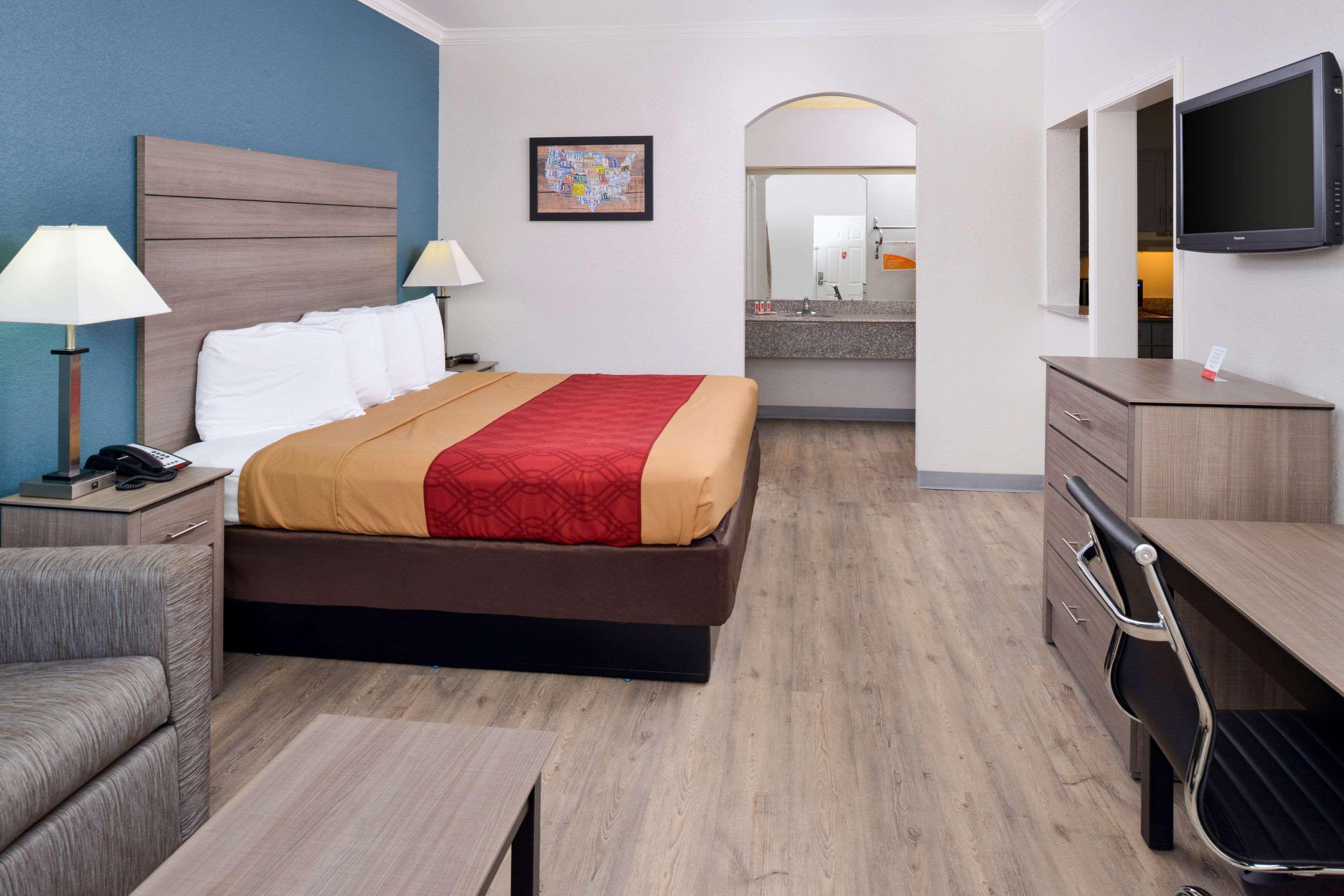Econo Lodge Inn & Suites Port Arthur Near Sabine Pass Zewnętrze zdjęcie
